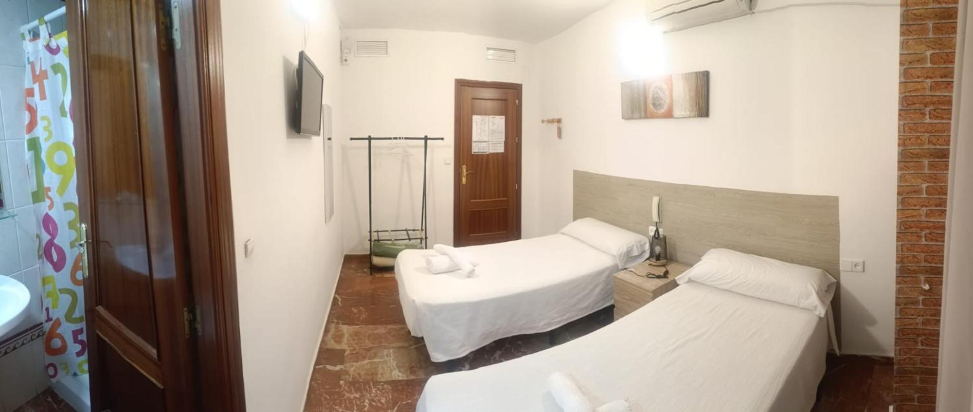 Hostal Nevot Γρανάδα Εξωτερικό φωτογραφία