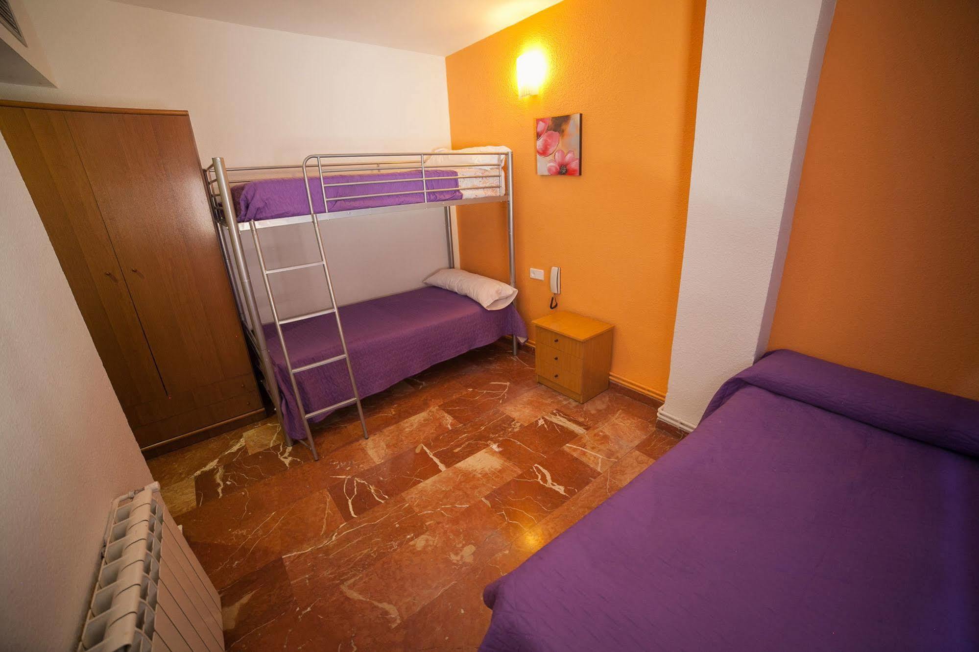 Hostal Nevot Γρανάδα Εξωτερικό φωτογραφία