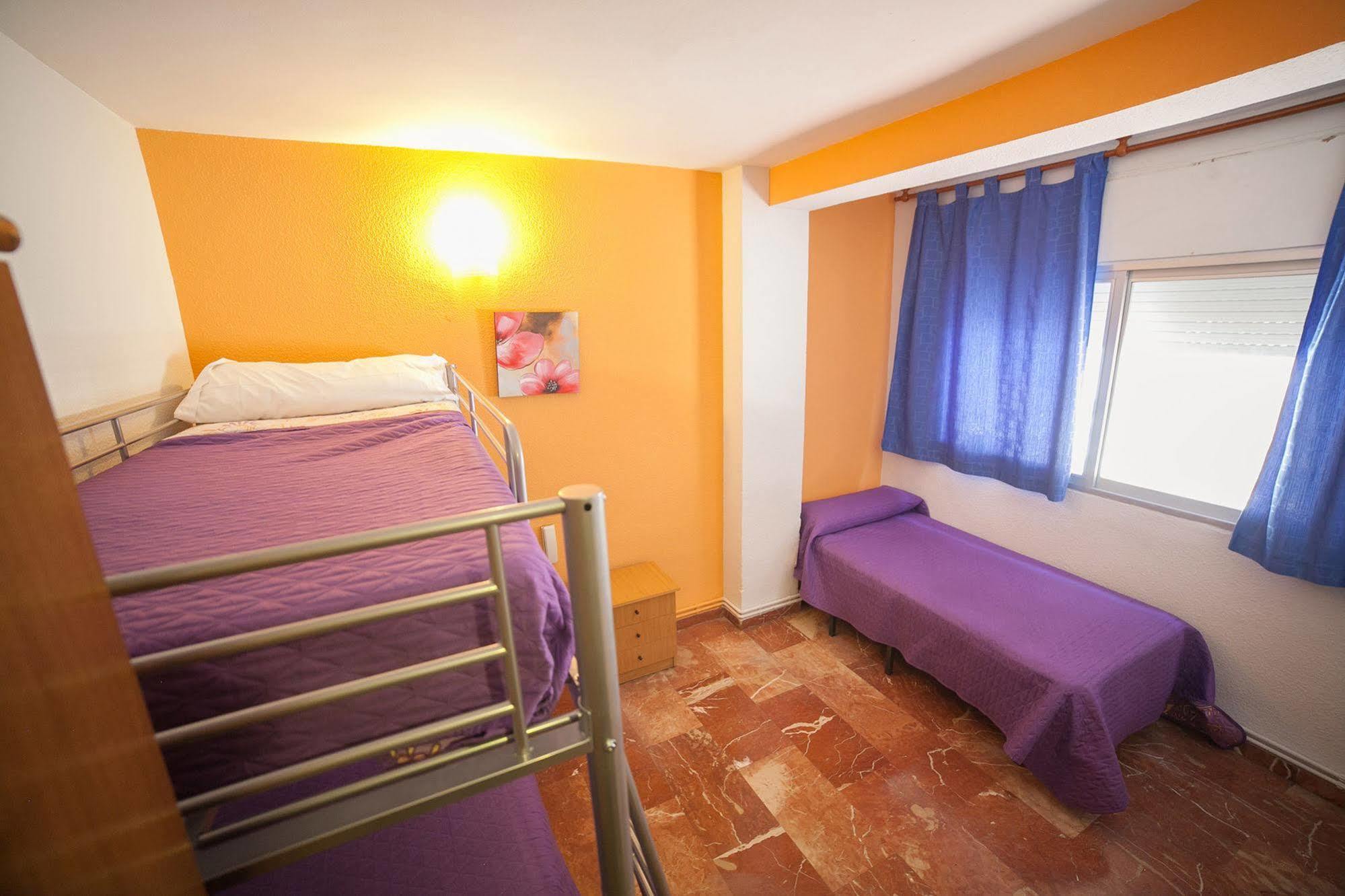 Hostal Nevot Γρανάδα Εξωτερικό φωτογραφία