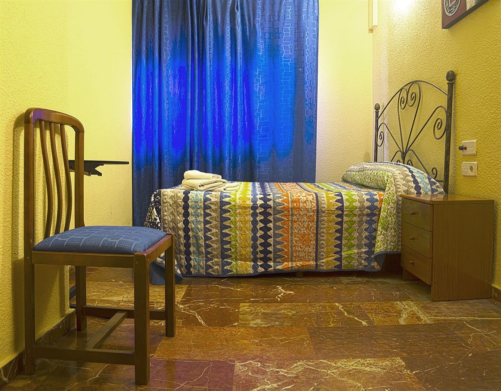 Hostal Nevot Γρανάδα Εξωτερικό φωτογραφία