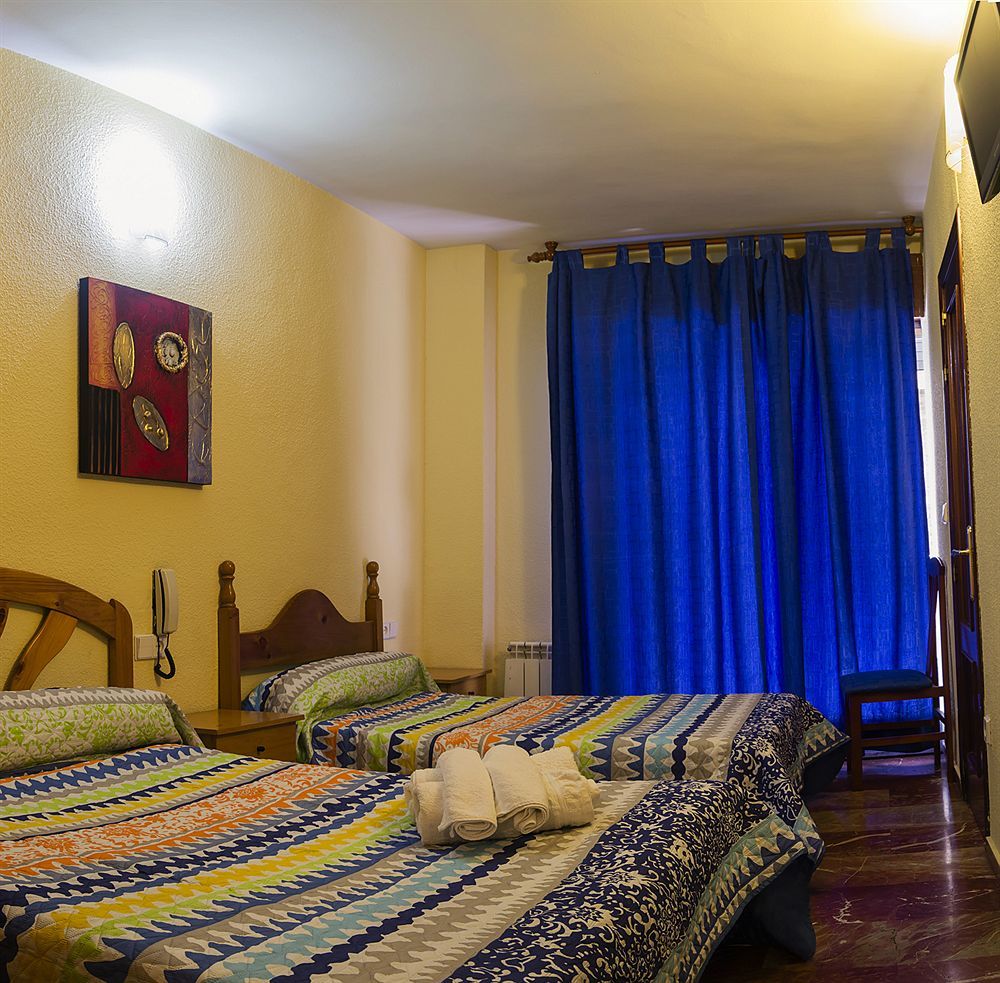 Hostal Nevot Γρανάδα Εξωτερικό φωτογραφία